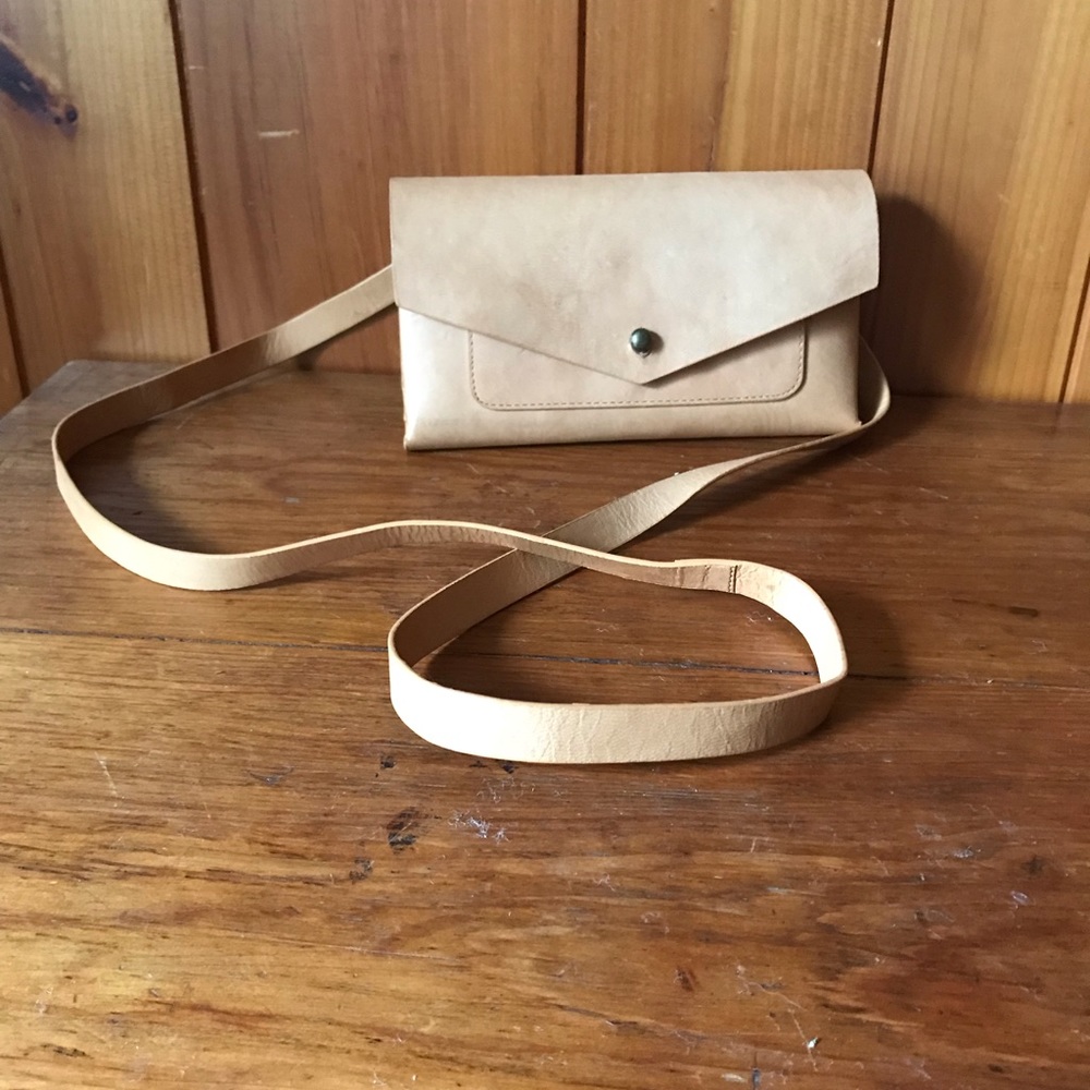 Brand new/ never worn NOONDAY crossbody purse